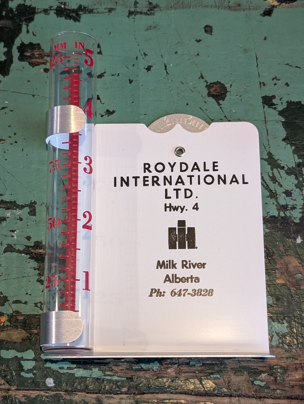 Vintage International Harvester IH Roydale - Milk River AB - Rain Gauge - NOS!